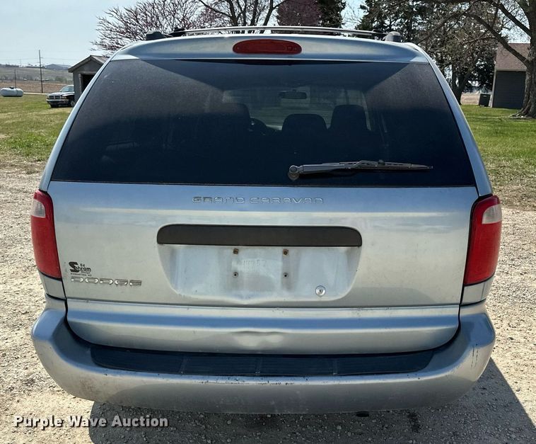 image for item DV2863 2005 Dodge Grand Caravan van