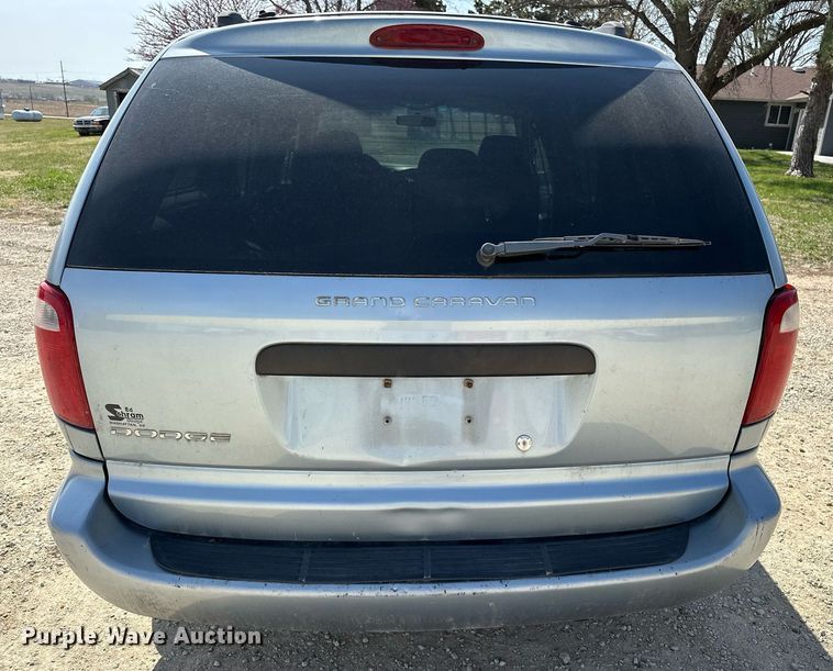 image for item DV2863 2005 Dodge Grand Caravan van