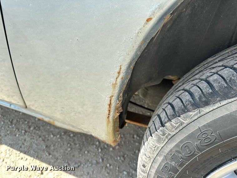 image for item DV2863 2005 Dodge Grand Caravan van