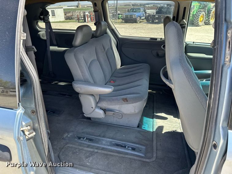 image for item DV2863 2005 Dodge Grand Caravan van