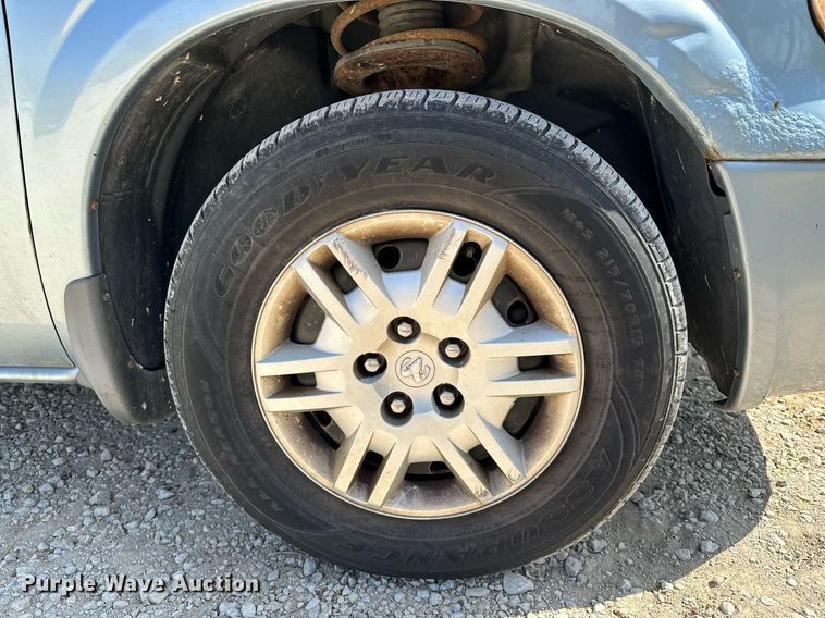 image for item DV2863 2005 Dodge Grand Caravan van
