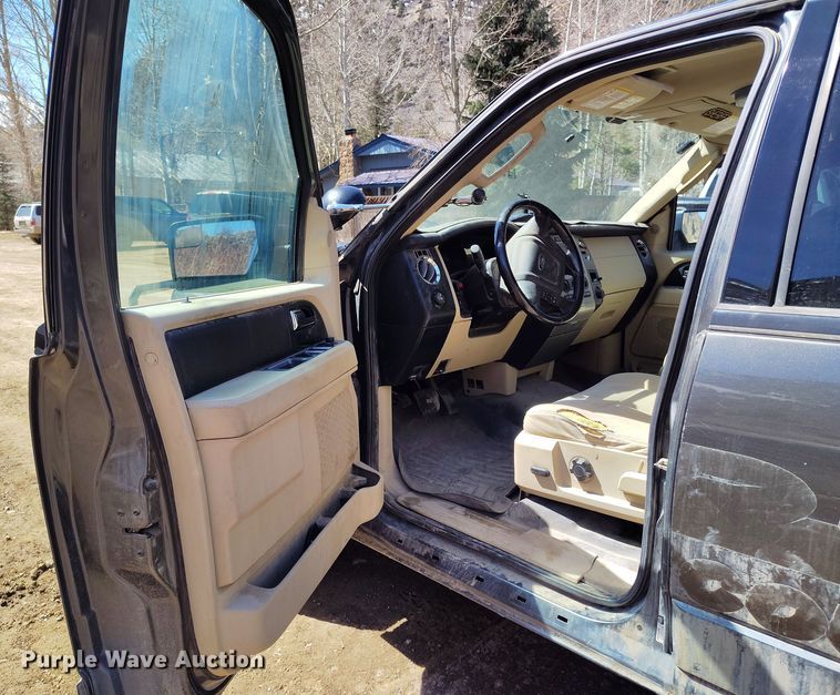 image for item DV6724 2015 Ford Expedition SUV