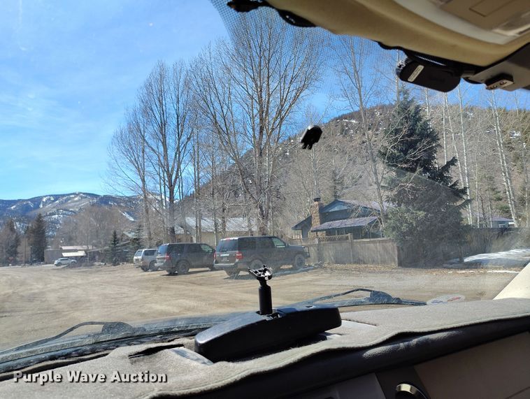 image for item DV6724 2015 Ford Expedition SUV