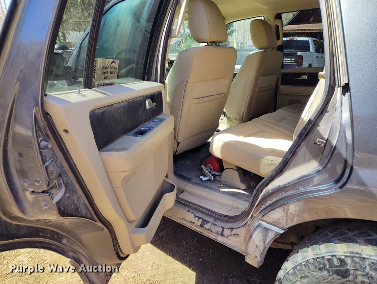 image for item DV6724 2015 Ford Expedition SUV