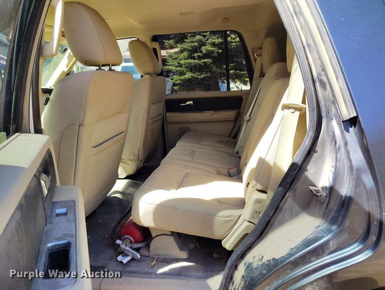 image for item DV6724 2015 Ford Expedition SUV