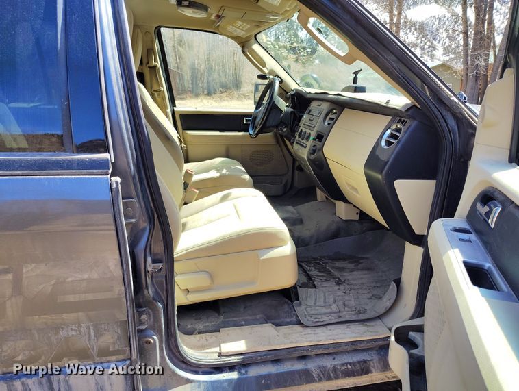 image for item DV6724 2015 Ford Expedition SUV