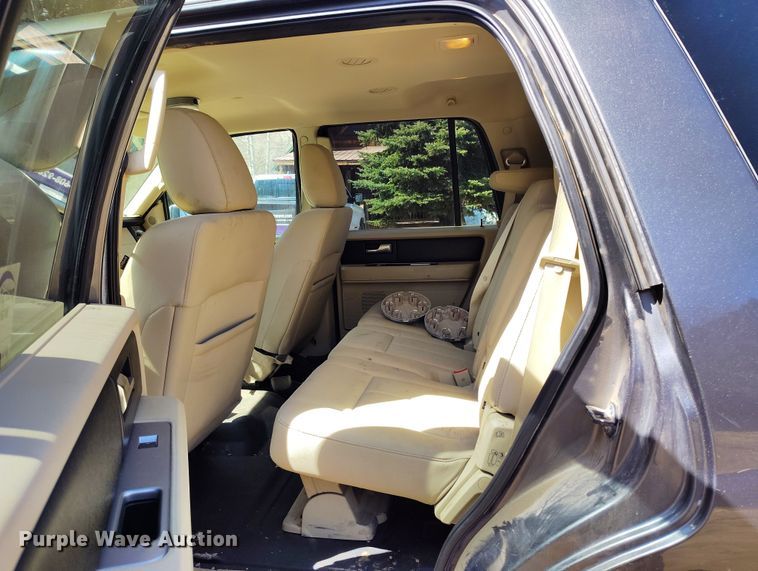 image for item DV6725 2015 Ford Expedition SUV