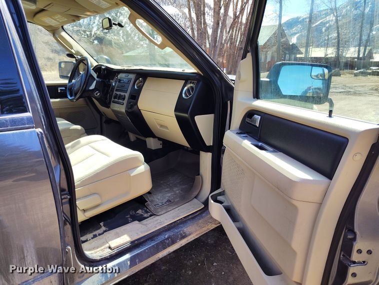 image for item DV6725 2015 Ford Expedition SUV