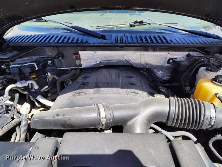 image for item DV6725 2015 Ford Expedition SUV