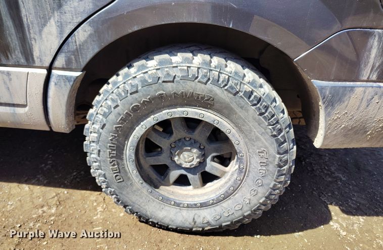 image for item DV6725 2015 Ford Expedition SUV