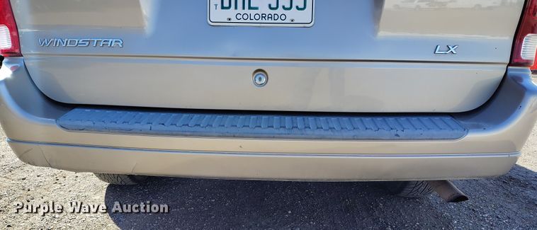 image for item DV6726 2002 Ford Windstar LX van
