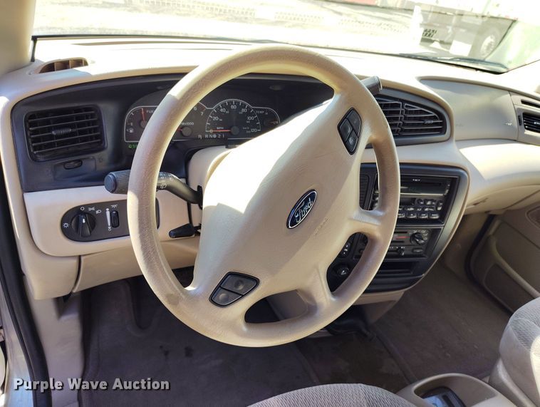 image for item DV6726 2002 Ford Windstar LX van