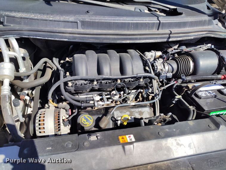 image for item DV6726 2002 Ford Windstar LX van