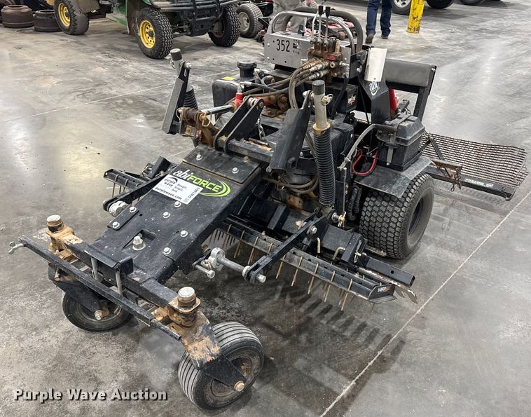 image for item DW1863 Abi Force field groomer