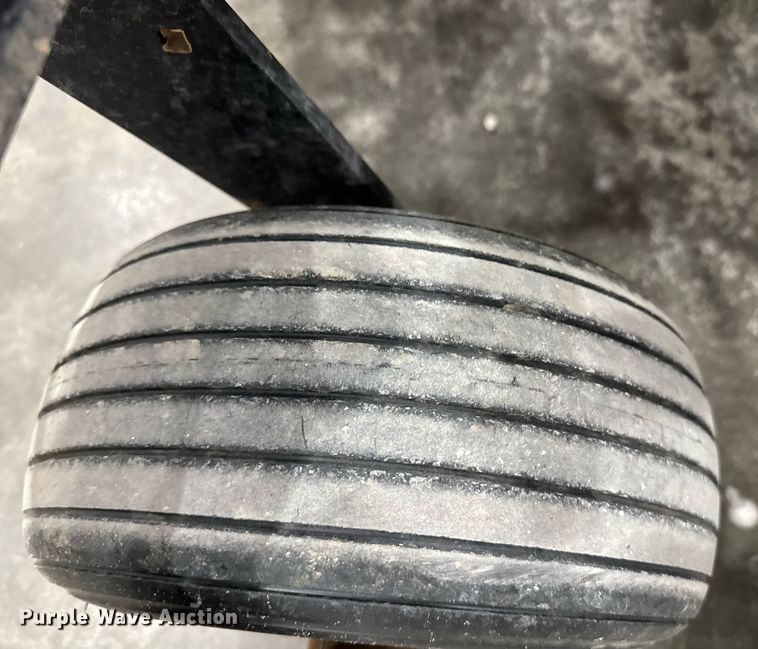 image for item DW1863 Abi Force field groomer