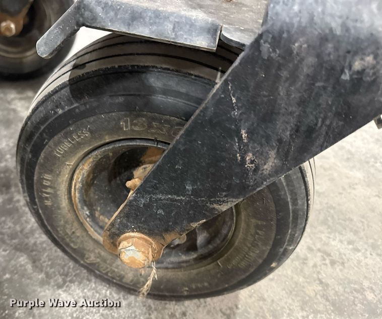 image for item DW1863 Abi Force field groomer