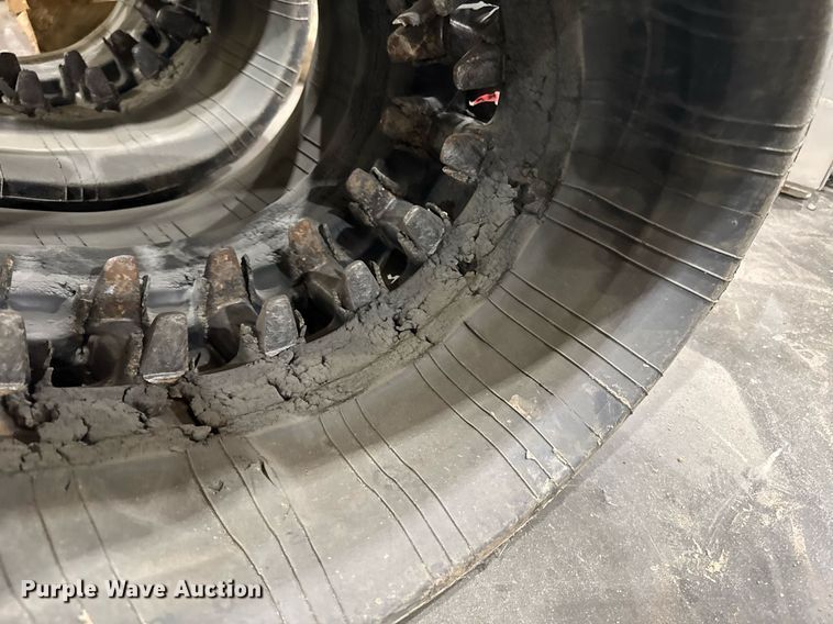 image for item DW1864 17