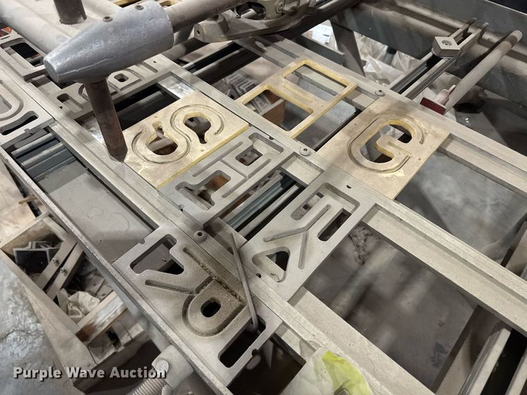 image for item DW1866 Game Time Inc. Cutaletter router table