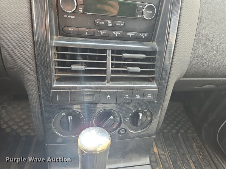 image for item DW1867 2009 Ford Explorer SUV