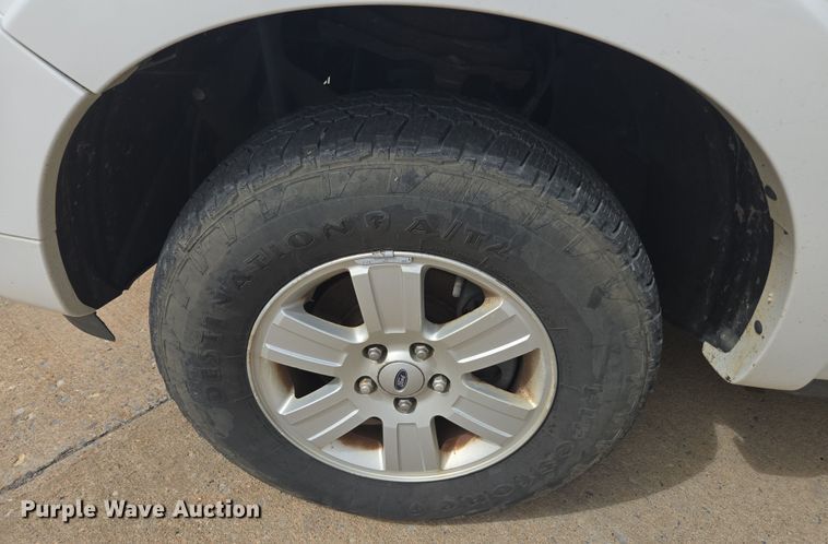 image for item DW1867 2009 Ford Explorer SUV