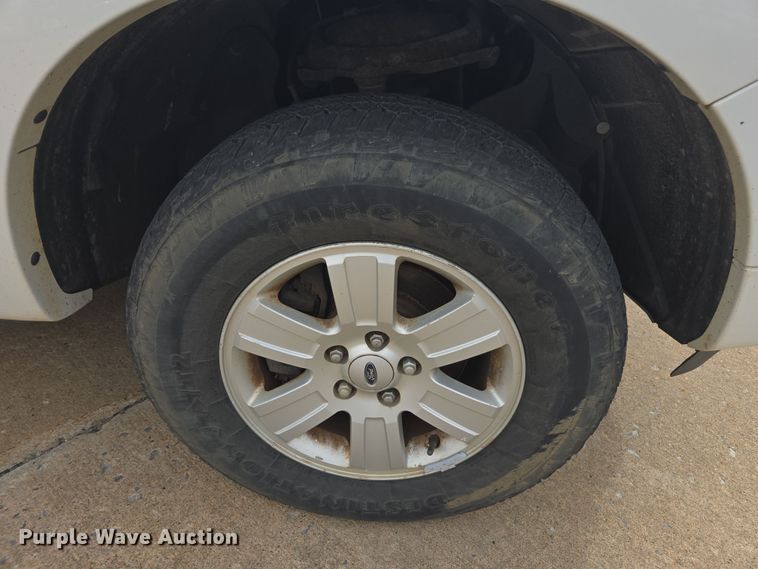 image for item DW1867 2009 Ford Explorer SUV