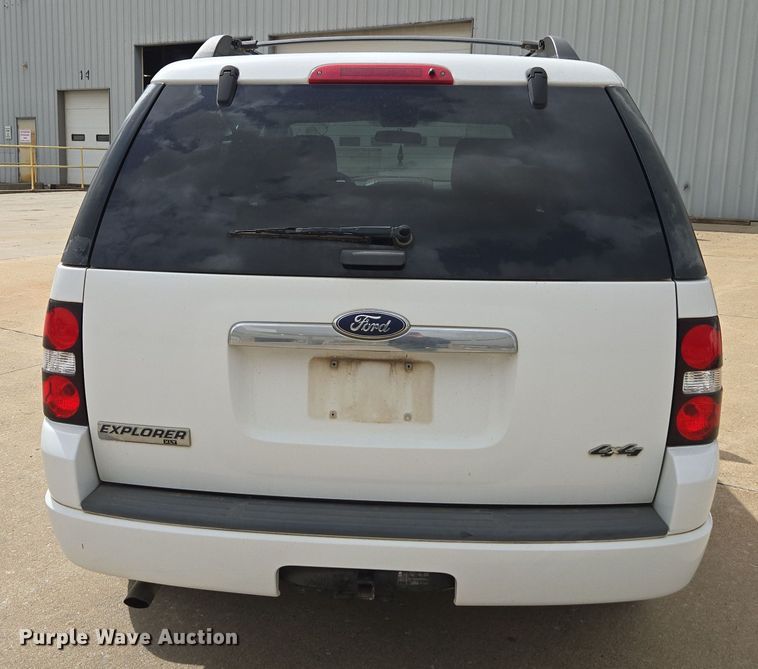 image for item DW1868 2009 Ford Explorer XLT SUV