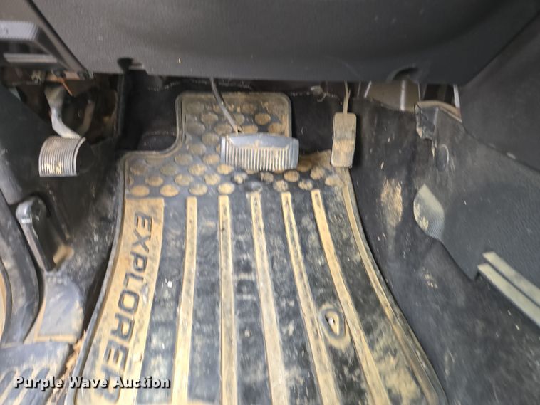 image for item DW1868 2009 Ford Explorer XLT SUV