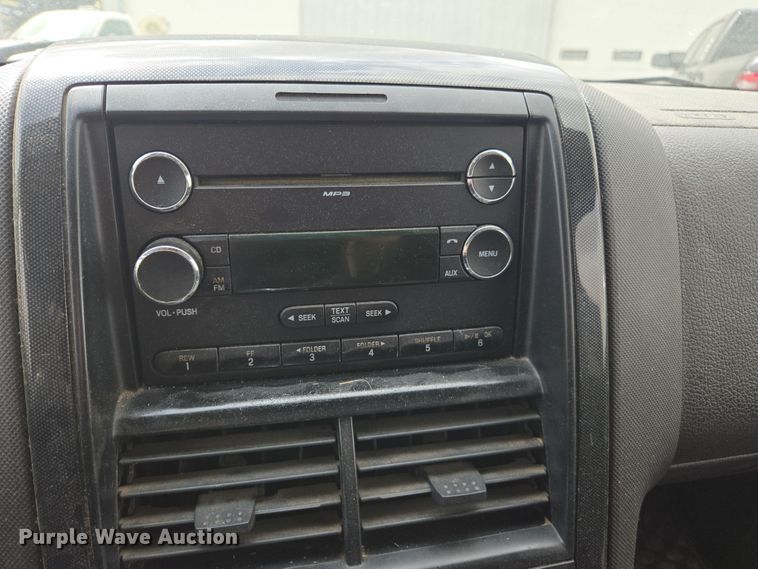 image for item DW1868 2009 Ford Explorer XLT SUV