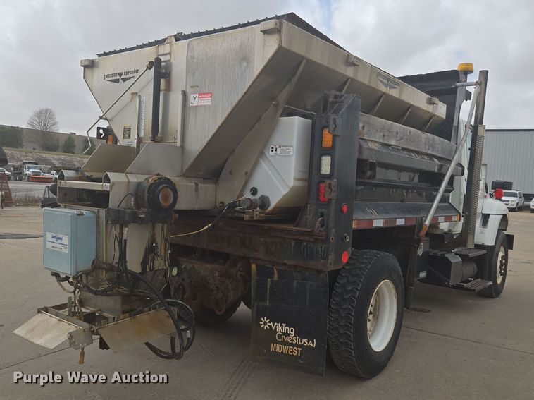 image for item DW1869 2010 International 7400 dump truck