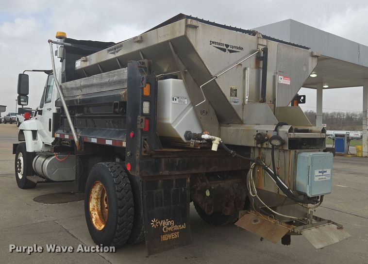 image for item DW1869 2010 International 7400 dump truck