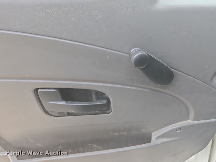 image for item DW1869 2010 International 7400 dump truck