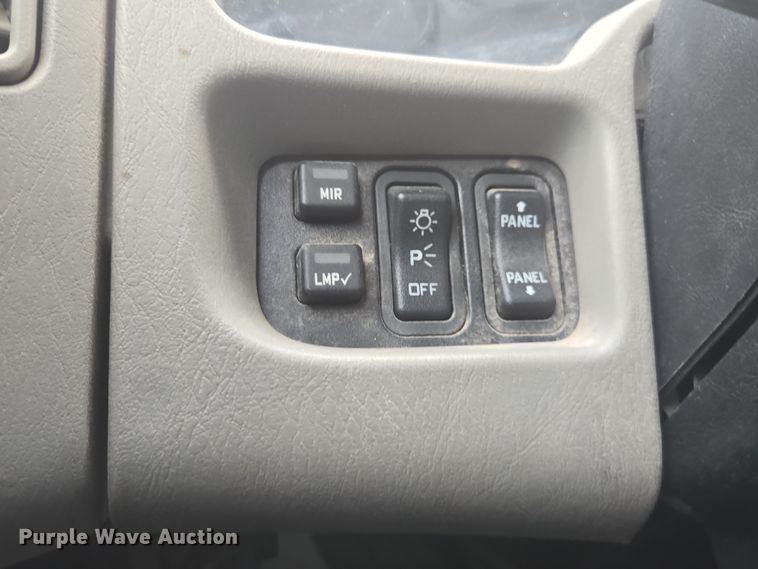 image for item DW1869 2010 International 7400 dump truck