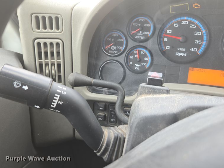 image for item DW1869 2010 International 7400 dump truck