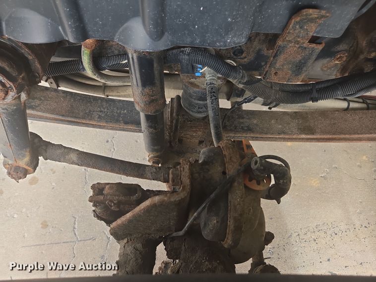 image for item DW1869 2010 International 7400 dump truck