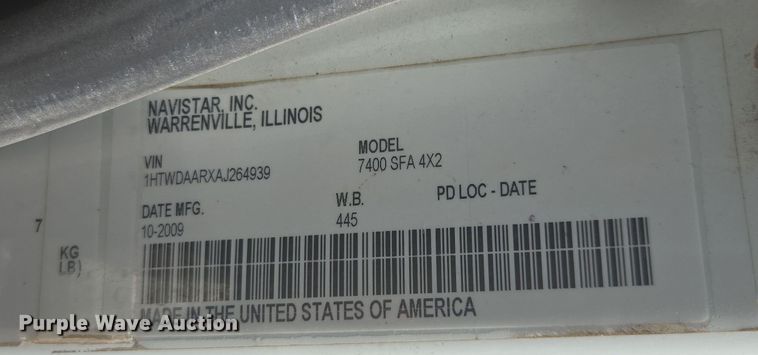 image for item DW1869 2010 International 7400 dump truck