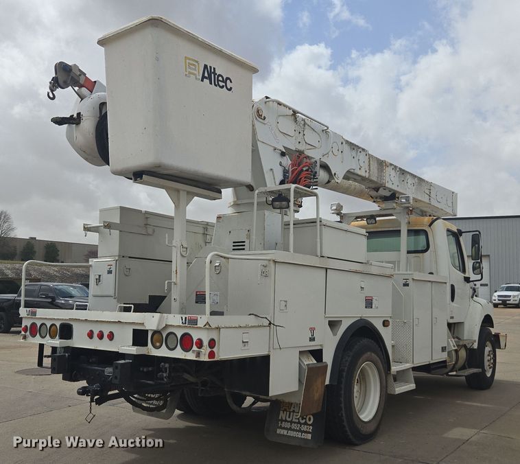 image for item DW1870 2007 Freightliner M2 106 bucket truck