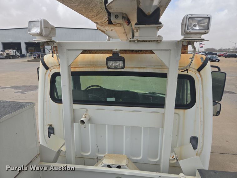 image for item DW1870 2007 Freightliner M2 106 bucket truck
