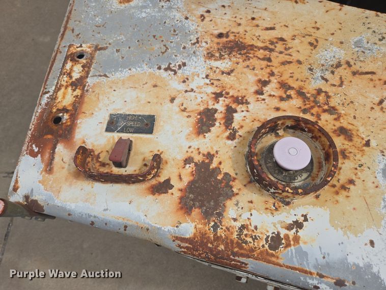 image for item DW1870 2007 Freightliner M2 106 bucket truck