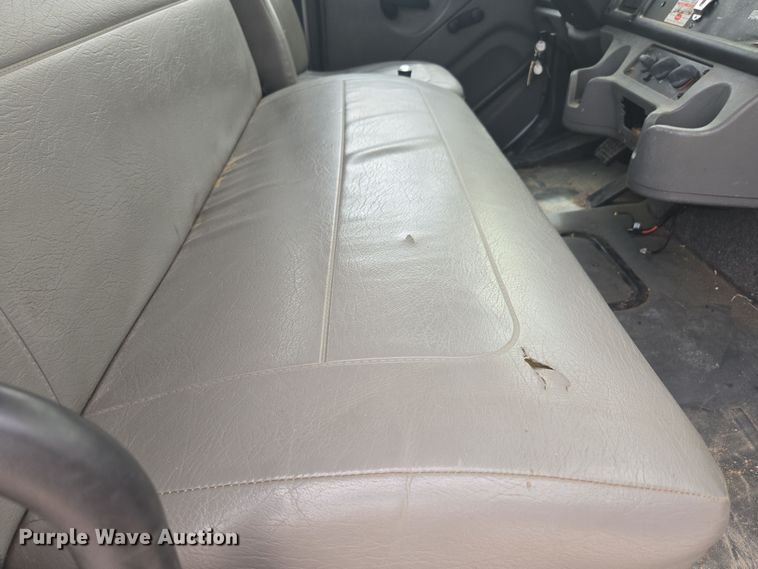 image for item DW1870 2007 Freightliner M2 106 bucket truck