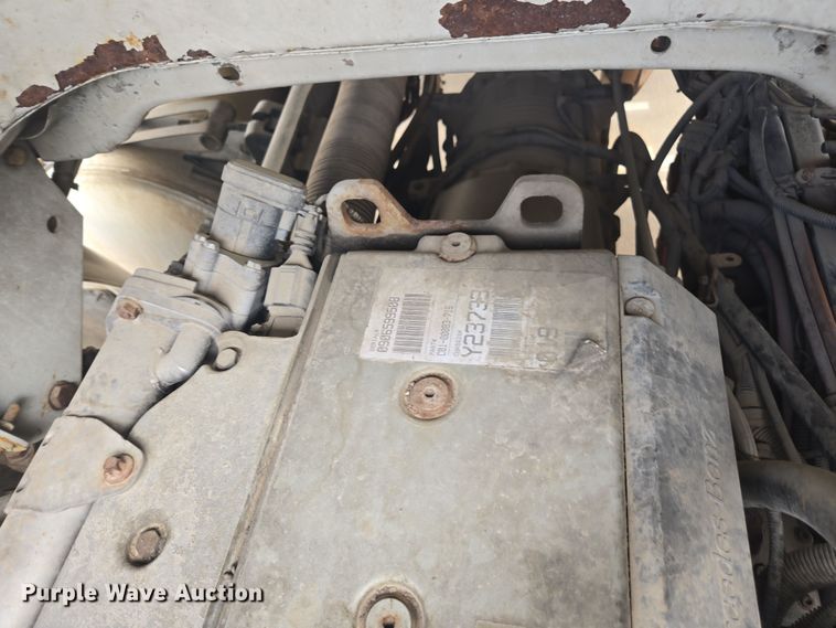 image for item DW1870 2007 Freightliner M2 106 bucket truck