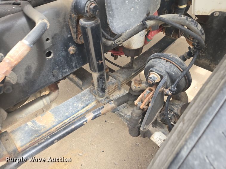 image for item DW1870 2007 Freightliner M2 106 bucket truck