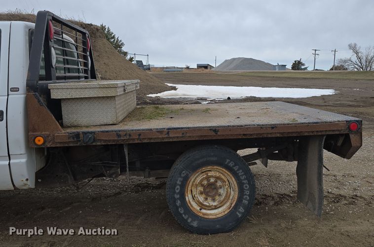 image for item DW3235 1998 Chevrolet C2500 flatbed pickup truck