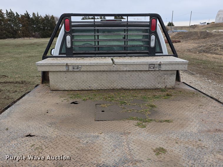 image for item DW3235 1998 Chevrolet C2500 flatbed pickup truck