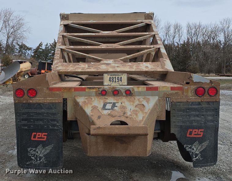 image for item DW3241 2016 Manac CPS bottom dump trailer