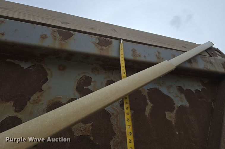 image for item DW3241 2016 Manac CPS bottom dump trailer