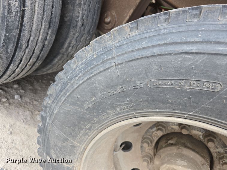 image for item DW3241 2016 Manac CPS bottom dump trailer