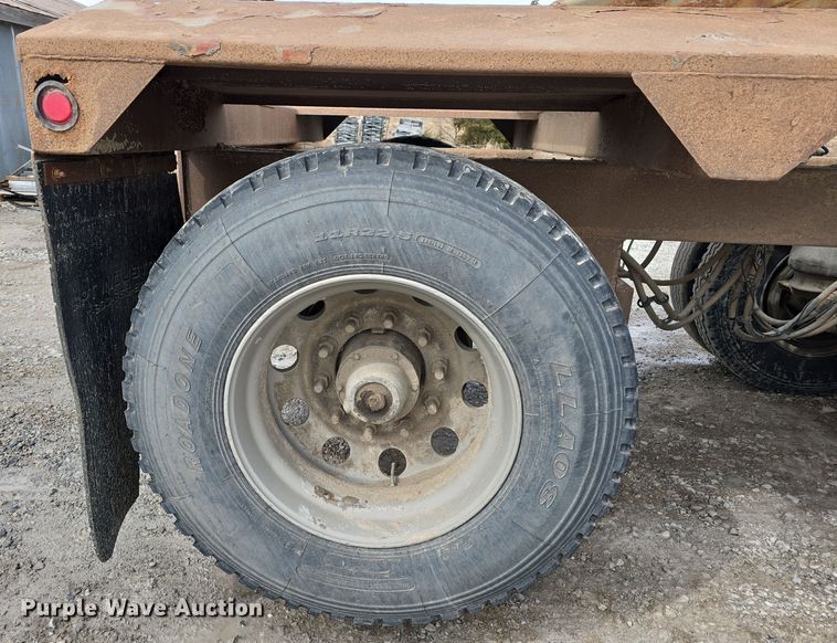 image for item DW3241 2016 Manac CPS bottom dump trailer