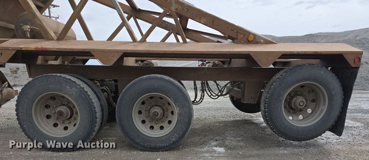 image for item DW3241 2016 Manac CPS bottom dump trailer