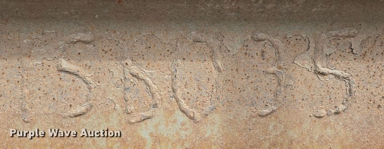 image for item DW3241 2016 Manac CPS bottom dump trailer