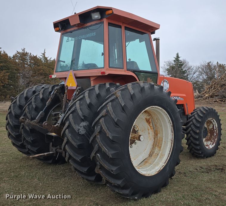 image for item DW3243 1985 Allis-Chalmers 8050 MFWD tractor